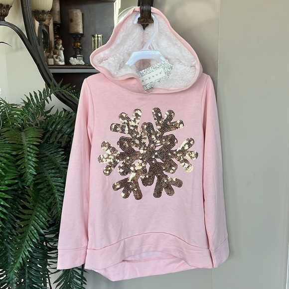 Brand New Btween Pink Pullover Furry Hooded Sweatshirt Sequined Snowflake Winter - Picture 15 of 15
